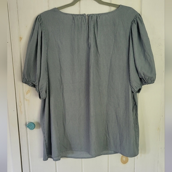 Lauren Conrad Striped Elastic Sleeve Blouse - Picture 4 of 7